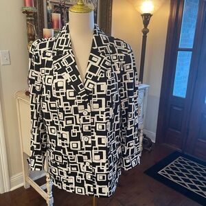 TanJay Geometric Black and White Blazer.